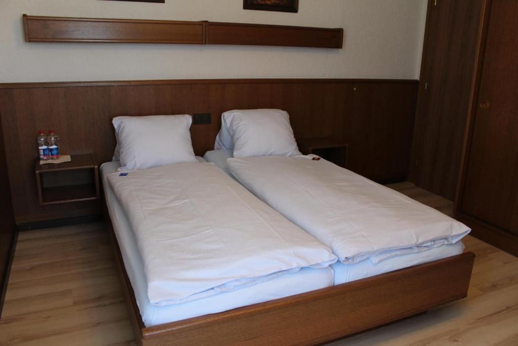 Hotel Glaernisch Hof Horgen Bilik gambar