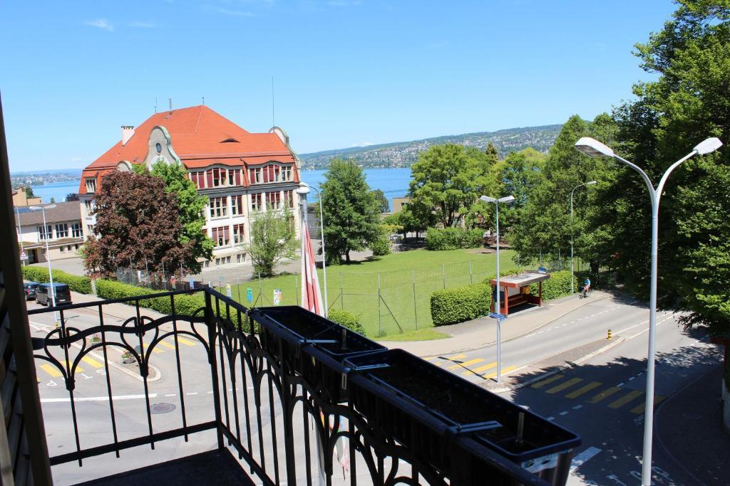 Hotel Glaernisch Hof Horgen Bilik gambar