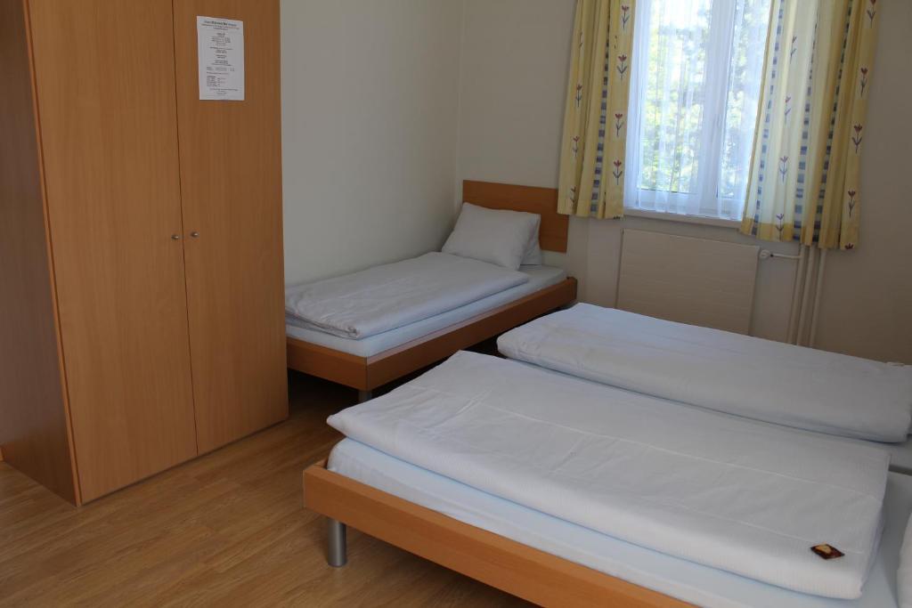 Hotel Glaernisch Hof Horgen Bilik gambar