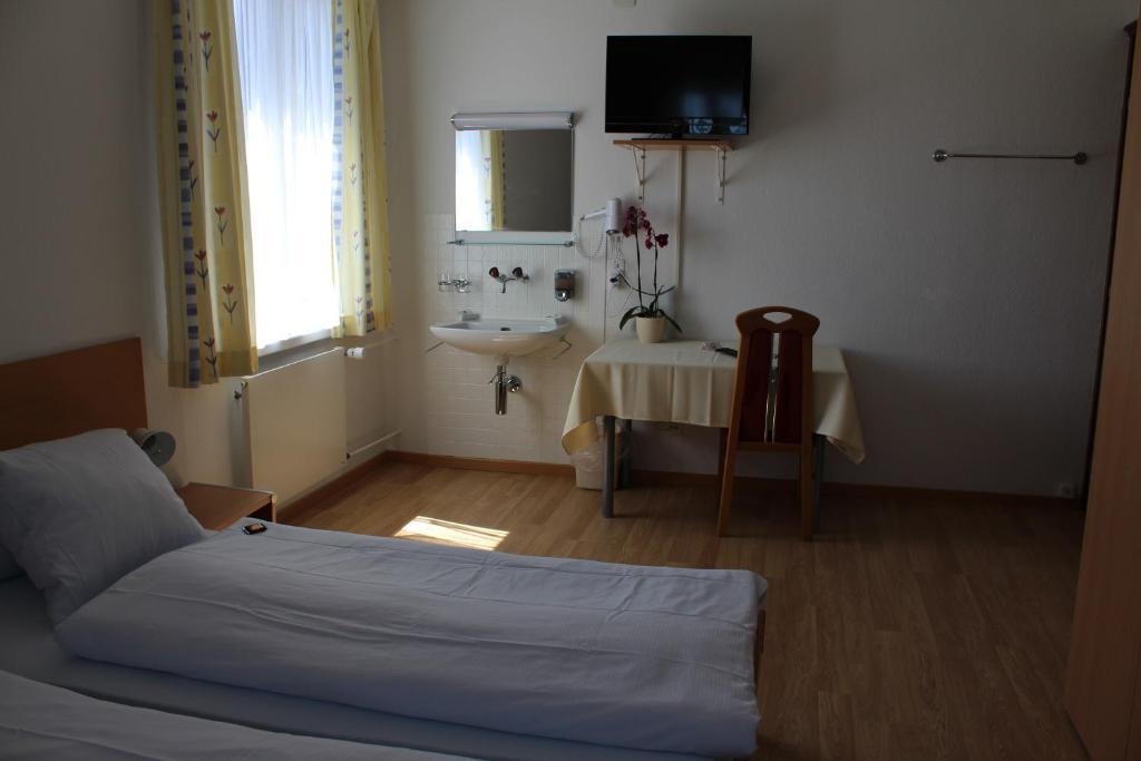 Hotel Glaernisch Hof Horgen Bilik gambar